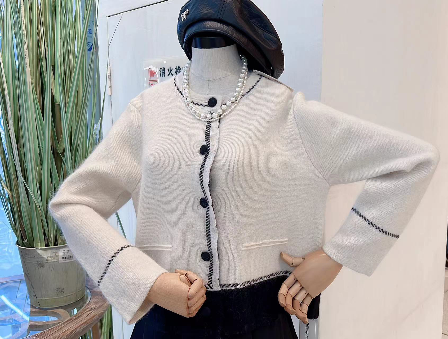 ENJOY'ME【门店同款】ENJOY2024年C-香nainai 绒绒毛开衫159946244