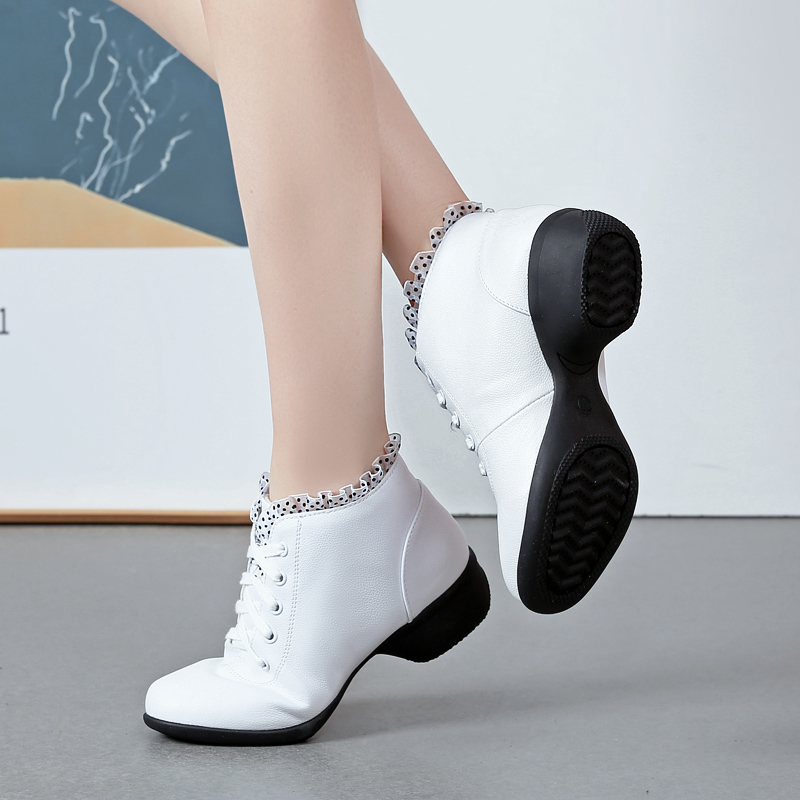 夏季镂空真皮透气广场舞鞋女鞋软底舞蹈鞋水兵舞鞋中老年妈妈鞋