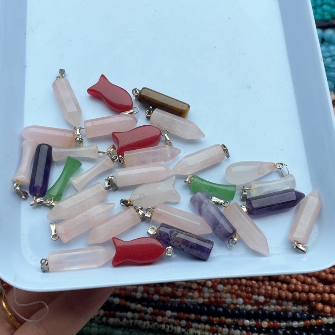 玛瑙/玉髓珠宝半成品合金六个装吊坠随机发