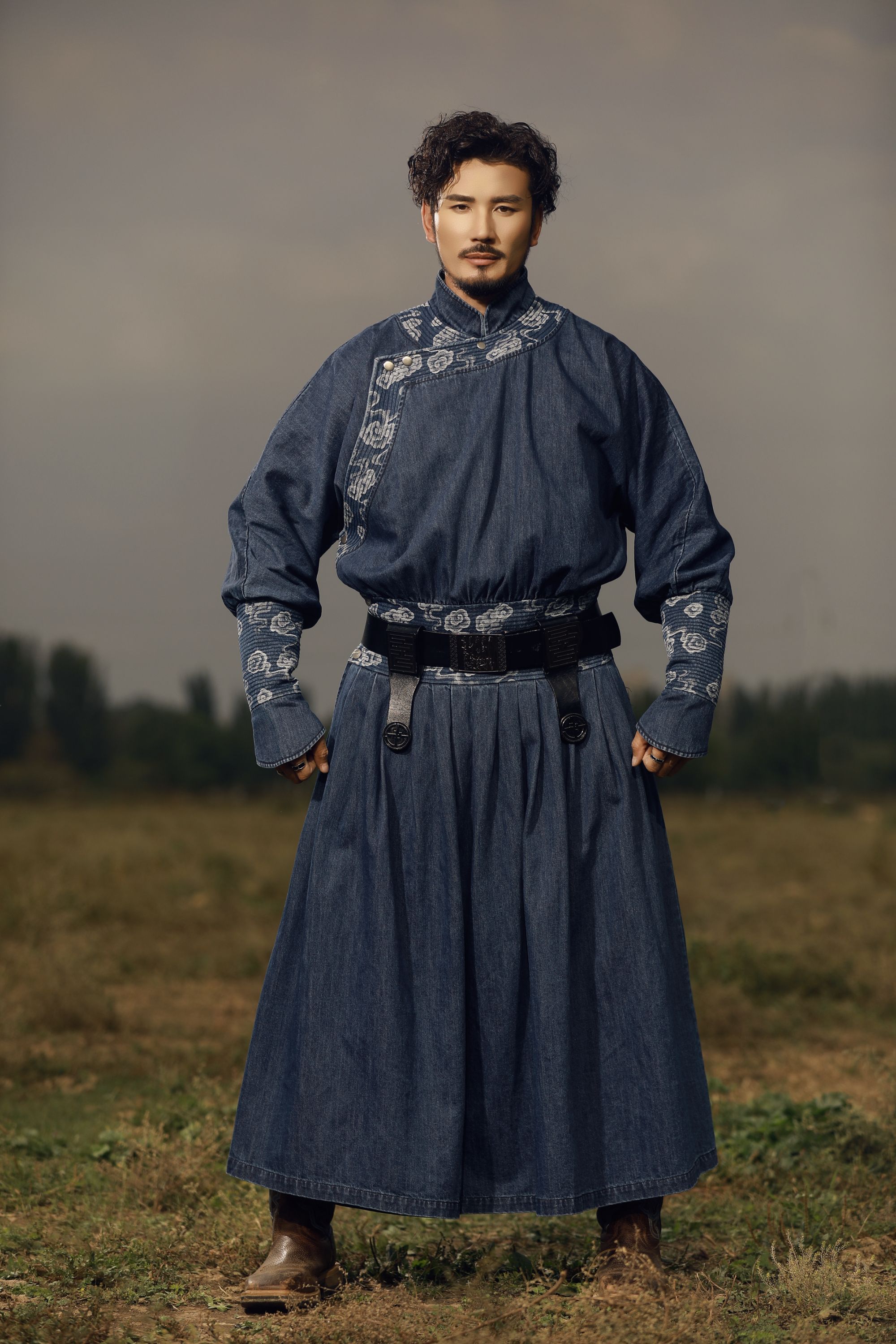 呼和蒙元素【勇士】系列水洗牛仔长款袍子(不带腰带）