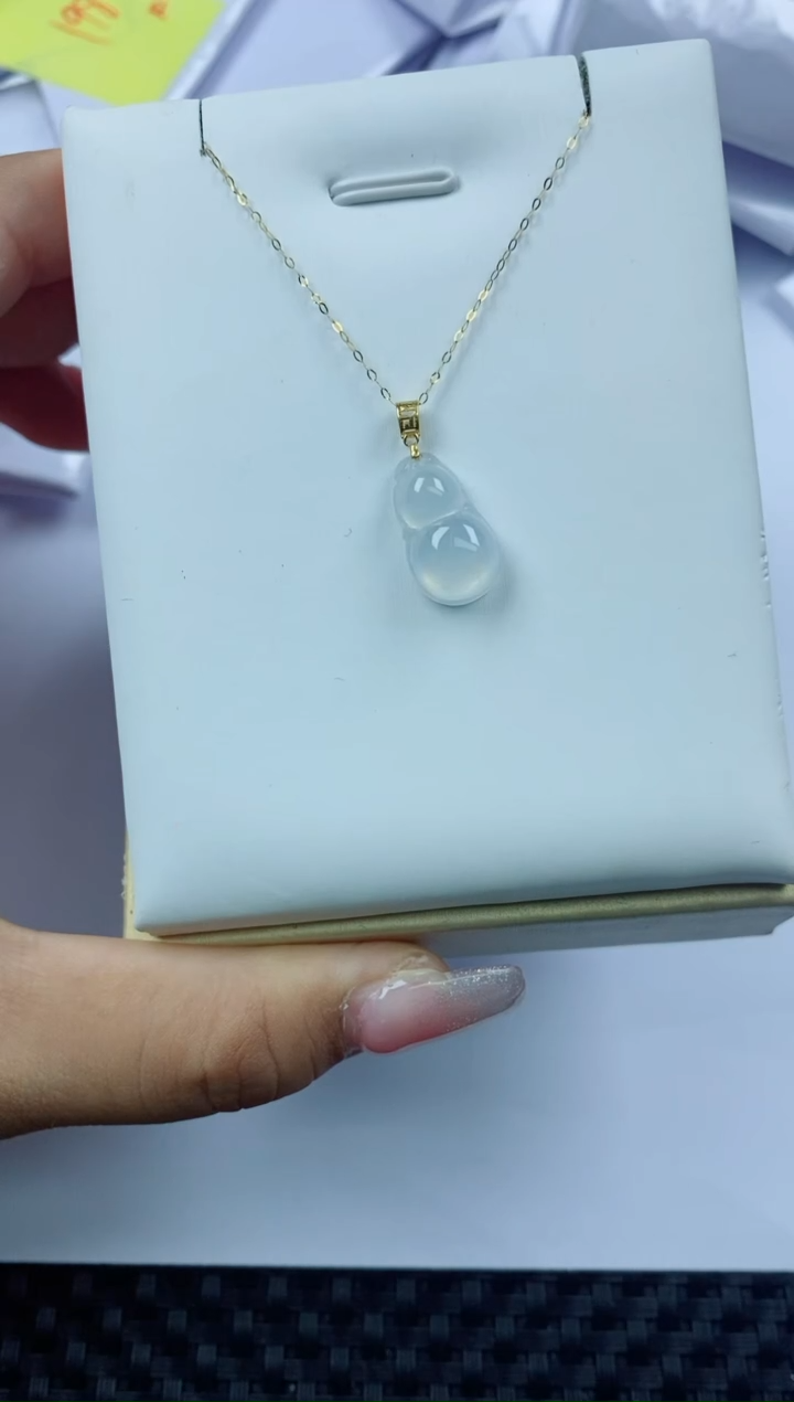 【闪购商品】翡翠颈饰18K金镶嵌配金链