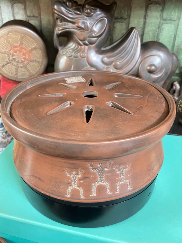 坭兴陶20公分干泡台一个