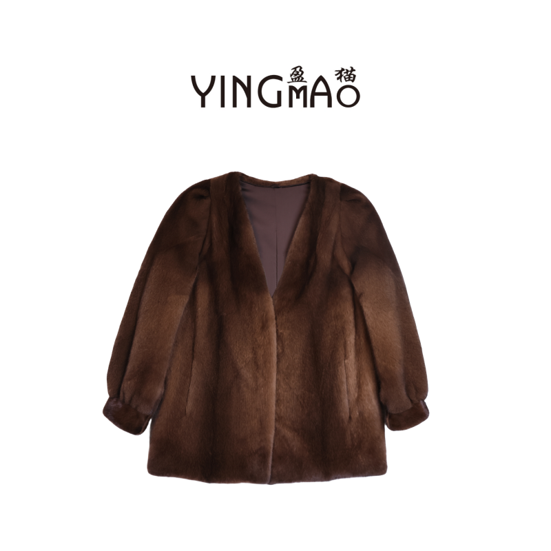 盈猫进口水貂皮草|天鹅绒水貂2024V领公主袖中款上衣冬季皮草外套