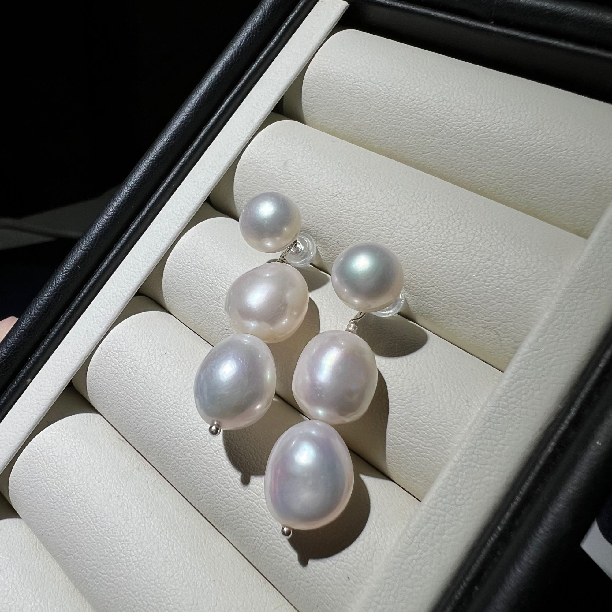 天然淡水珍珠耳钉高级感轻奢气质耳坠百搭复古法式耳环真珍珠耳饰