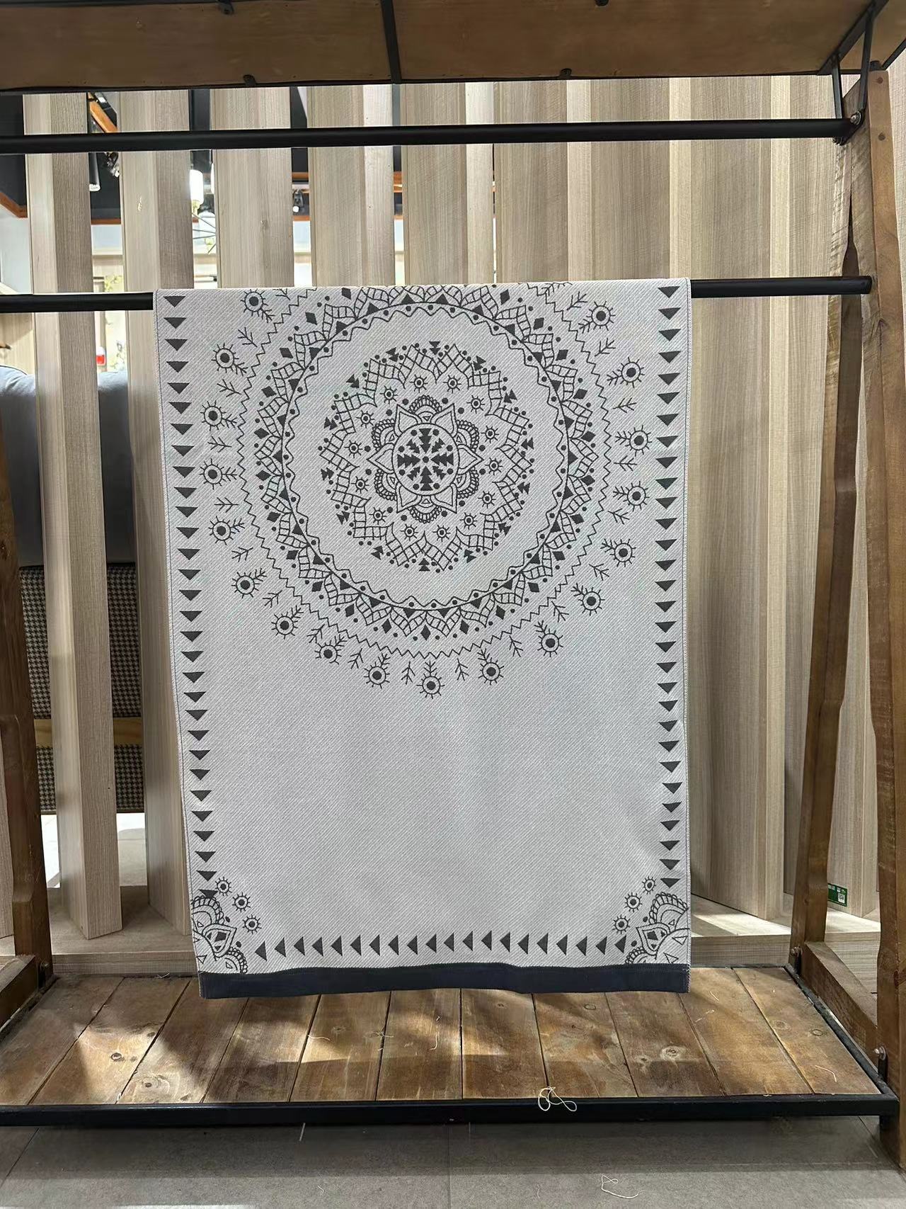 【浴巾】四季亲肤75*160柔软成人纯棉纱布沙发家用浴巾   曼德拉