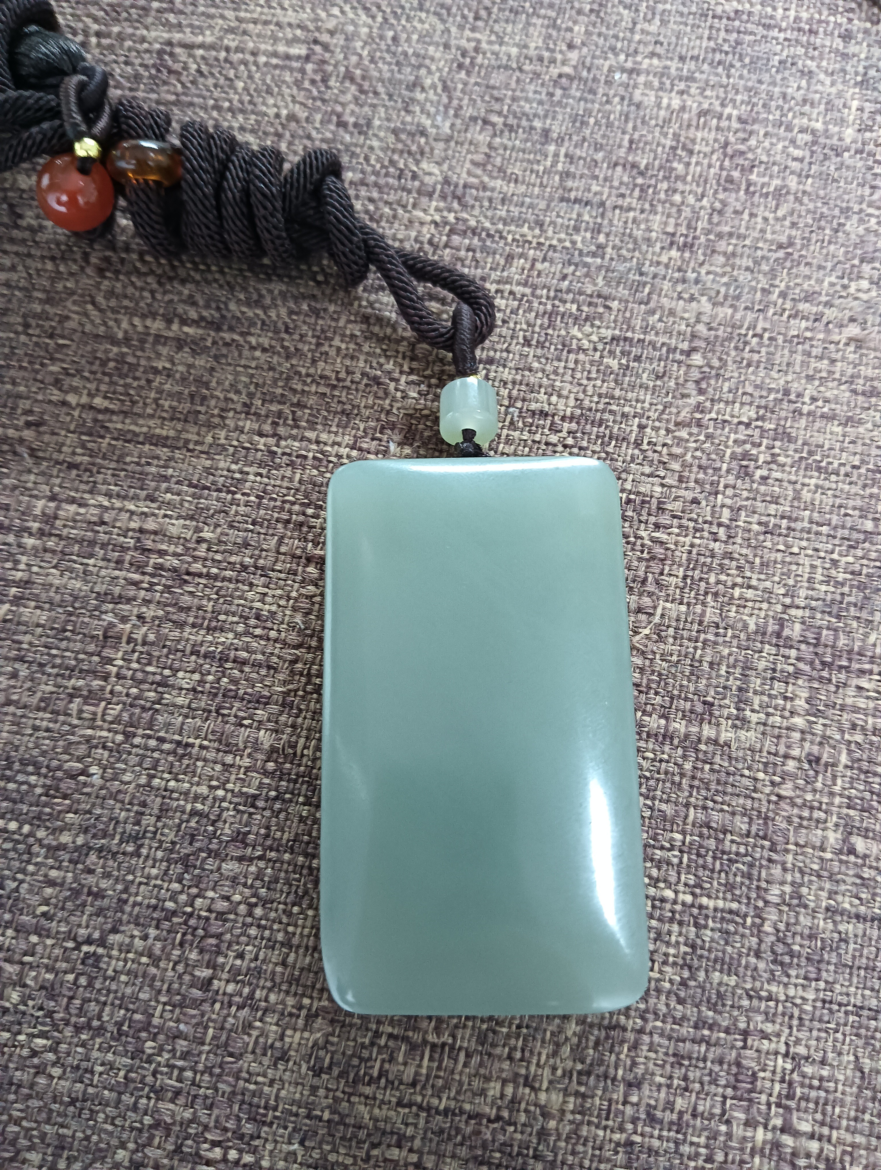 和田玉且末山料平安无事牌