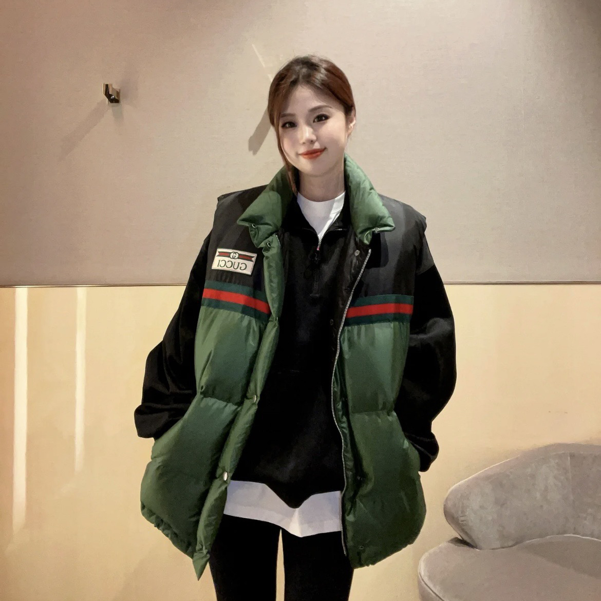 9528/GUCCI FW22 绿色拼接尼龙丝缎无袖羽绒马甲/52码/全新带吊