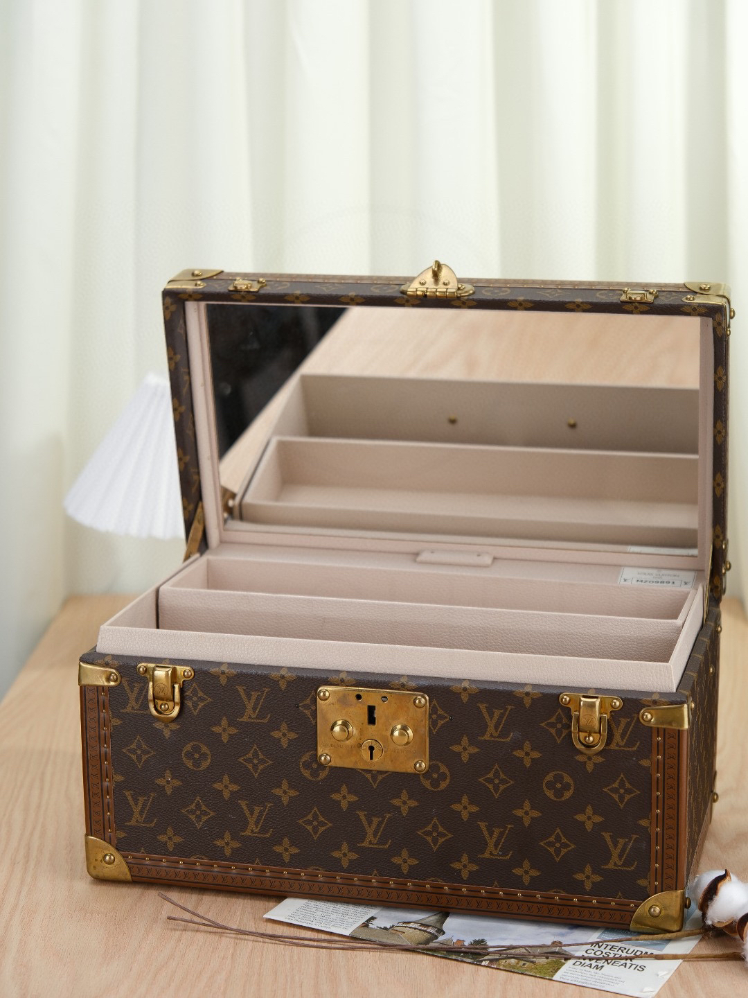 99新 LouisVuitton/路易威登 嘉壹/99新(5421)棕老花硬箱化妆箱