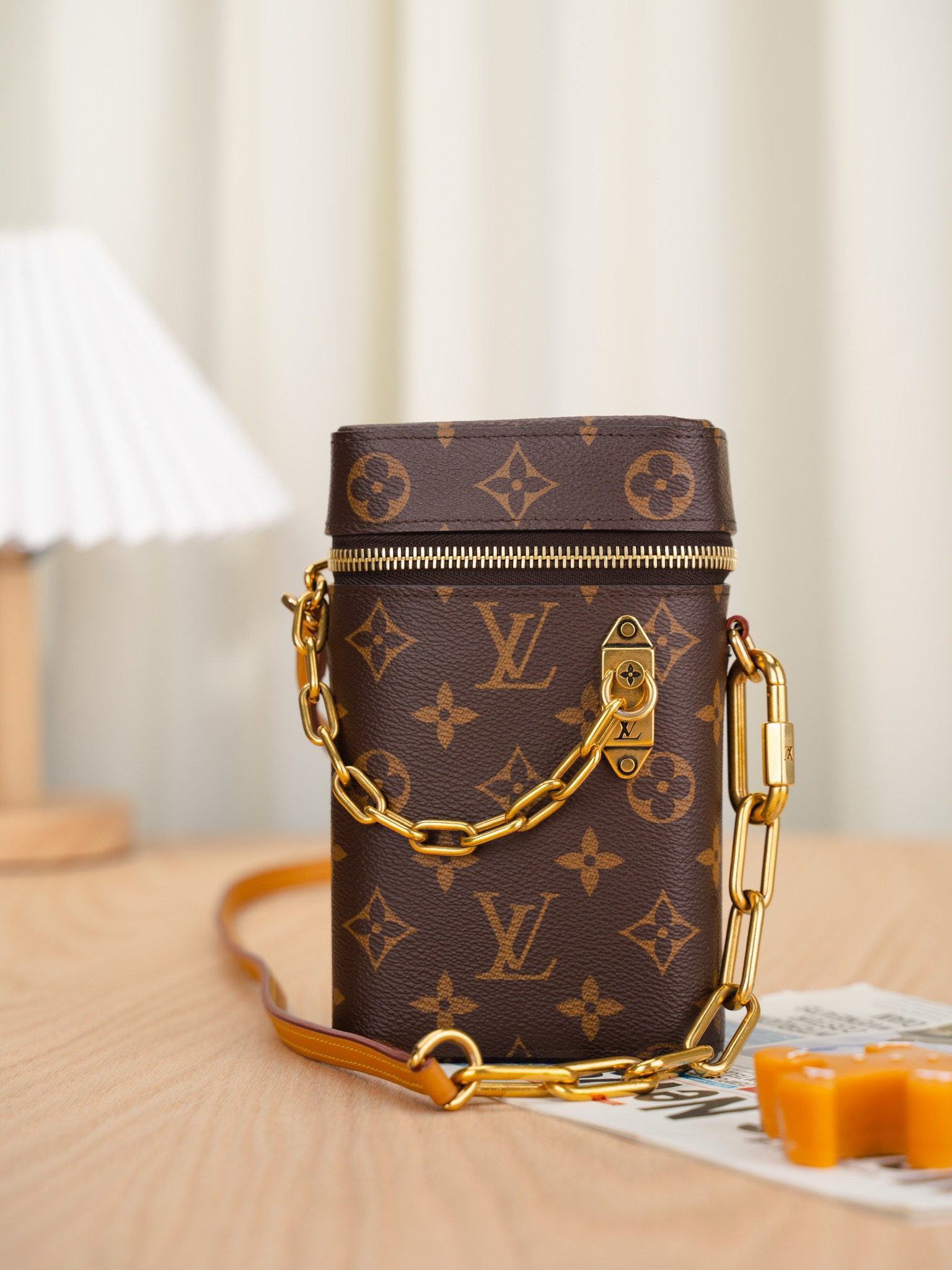 99新 LV 嘉壹/LV 5234 Phone Box金链单肩斜挎包手机包  19年 
