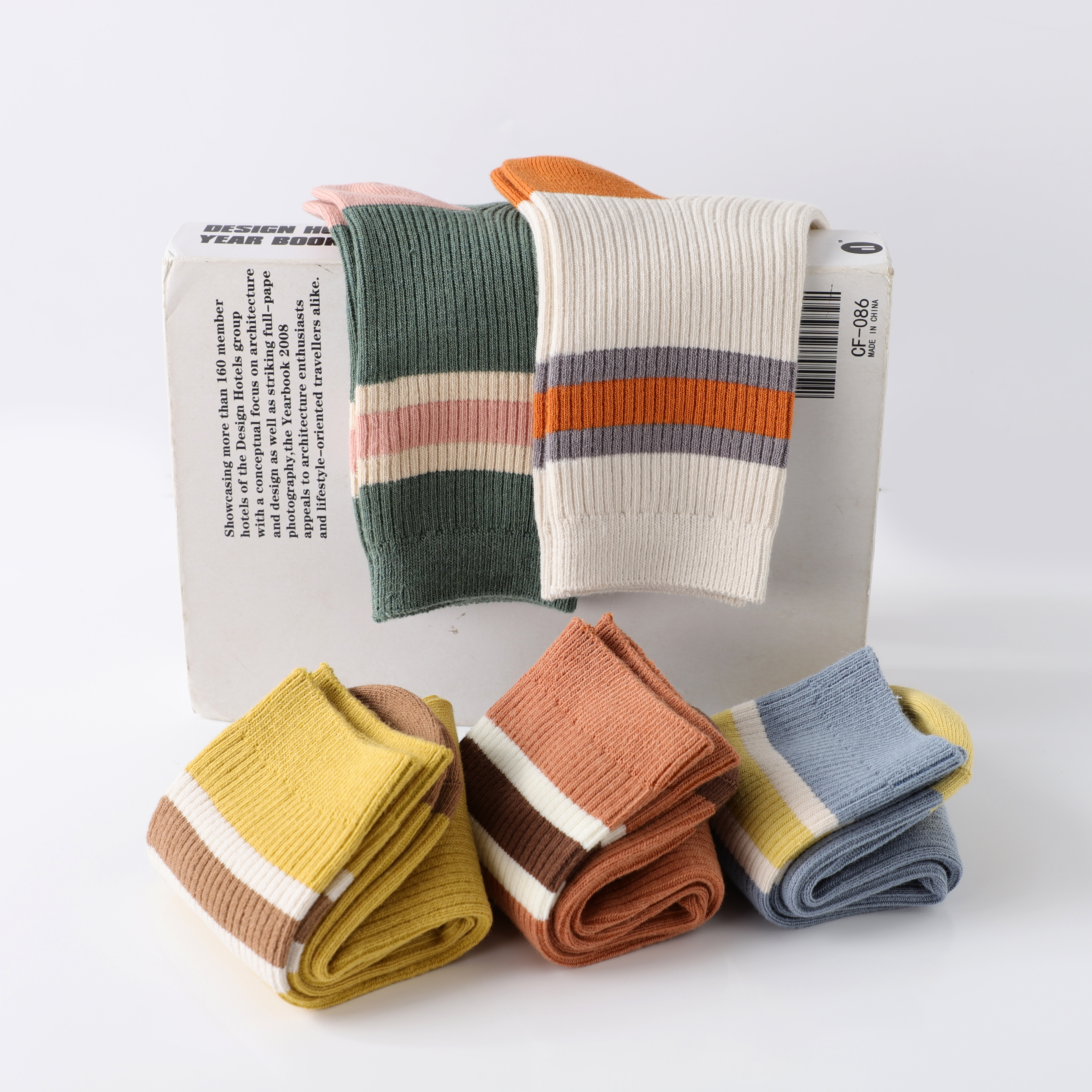 袜子女士秋冬季时尚中筒长腰袜 彩拼百搭彩拼长袜女士学院风棉袜