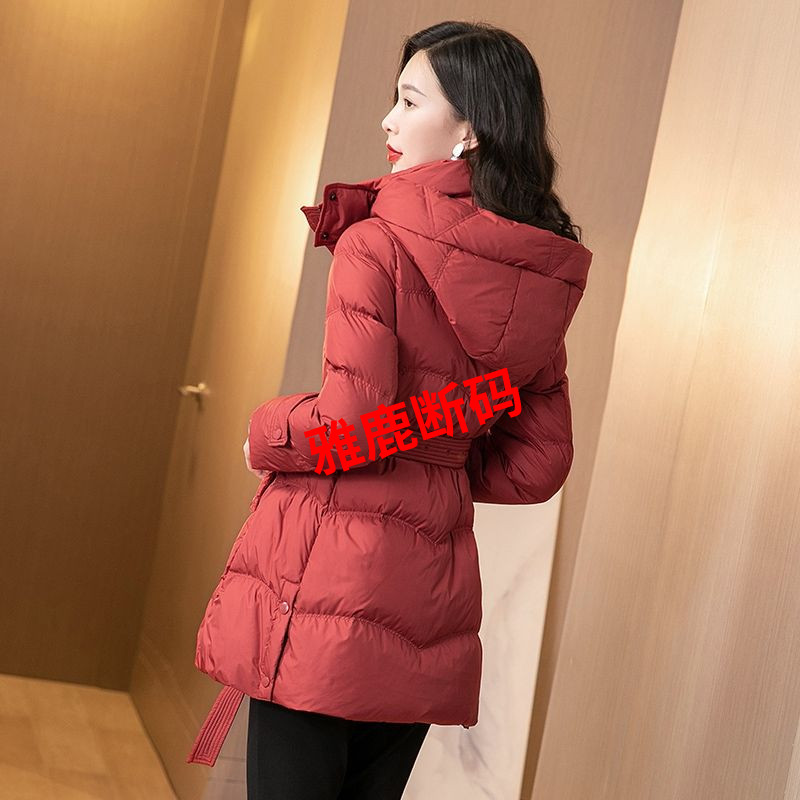 雅鹿新款羽绒服高端奢华羽绒服2021新款女冬中长款修身收腰小个子