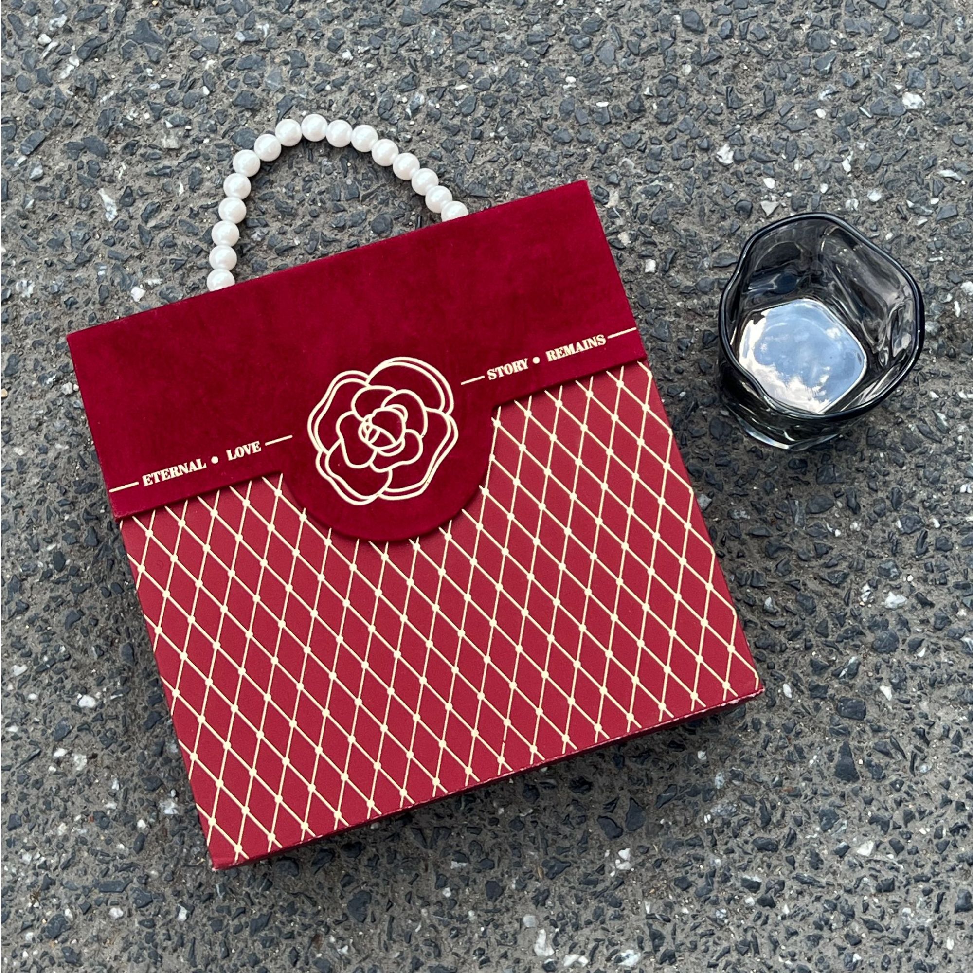 伴娘伴郎伴手礼网红爆款实用高颜值礼品盒套装山茶花珍珠手提礼盒