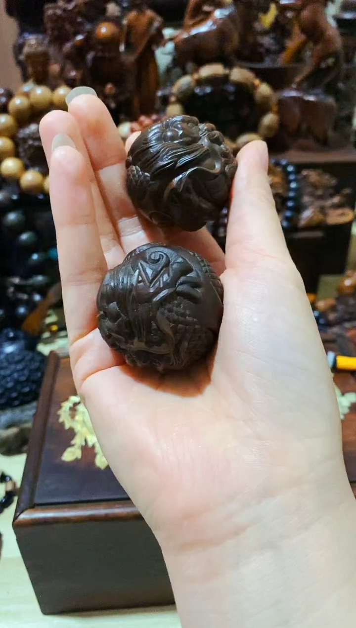 【闪购商品】木头龙手球一对