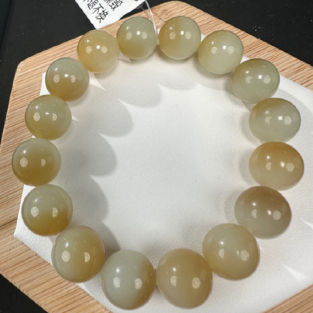 天然和田玉糖白俏色0059