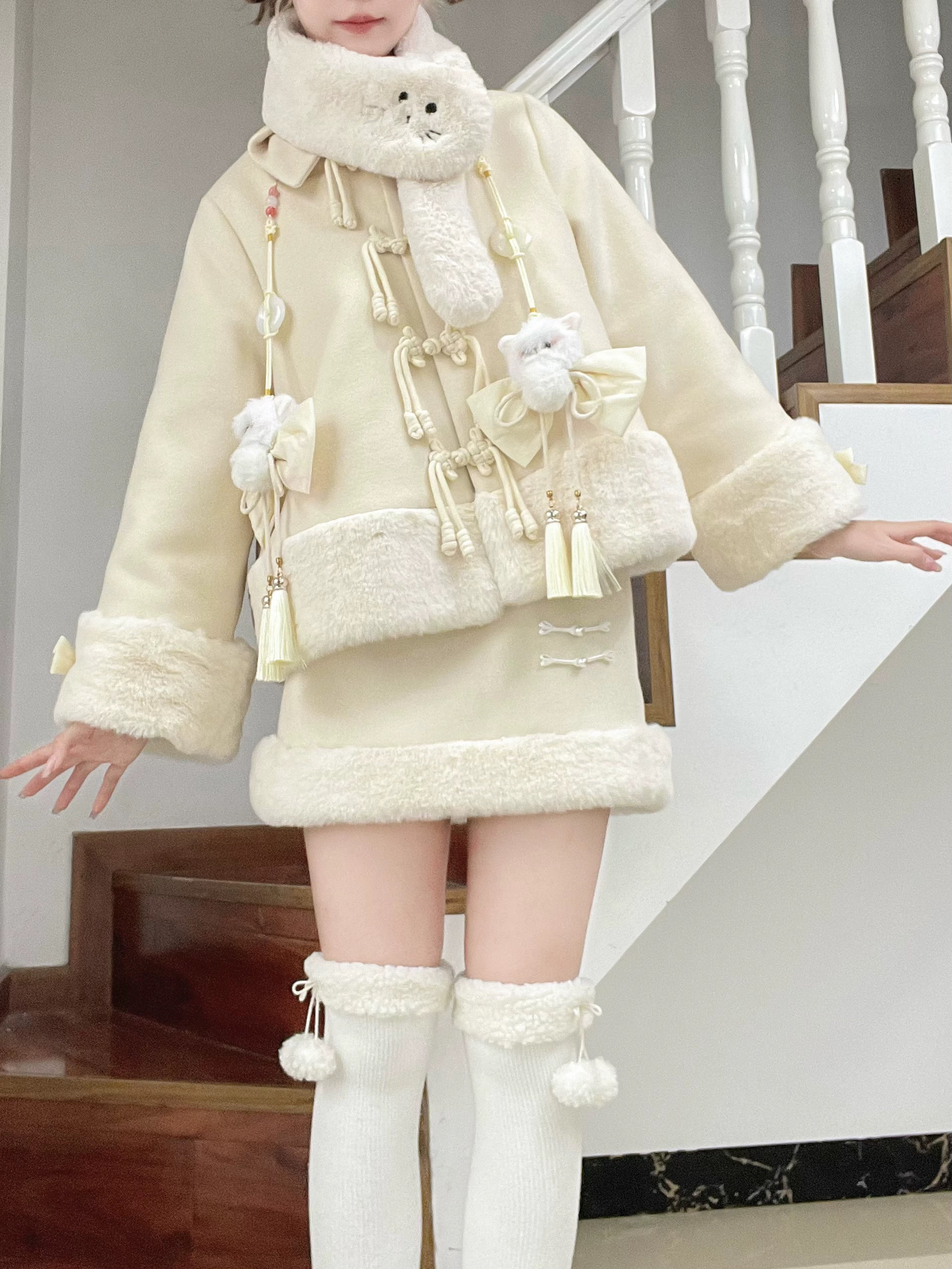 现货新年战袍红色外套新年猫套装拜年服加厚上衣女多色可选