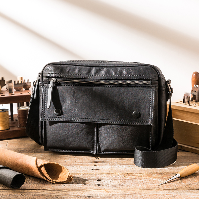 真皮高级感简约通勤男包百搭休闲邮差包男士牛皮背包单肩斜挎包潮