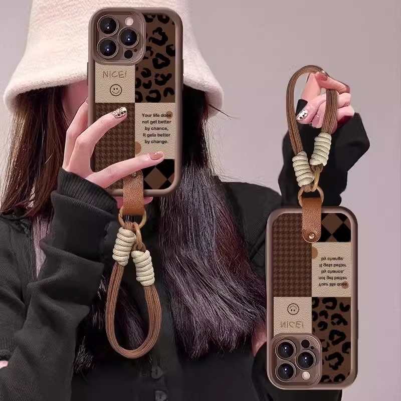 豹纹小羊皮适用苹果iphone16手机壳华为vivo挂绳小米oppo秋冬新款