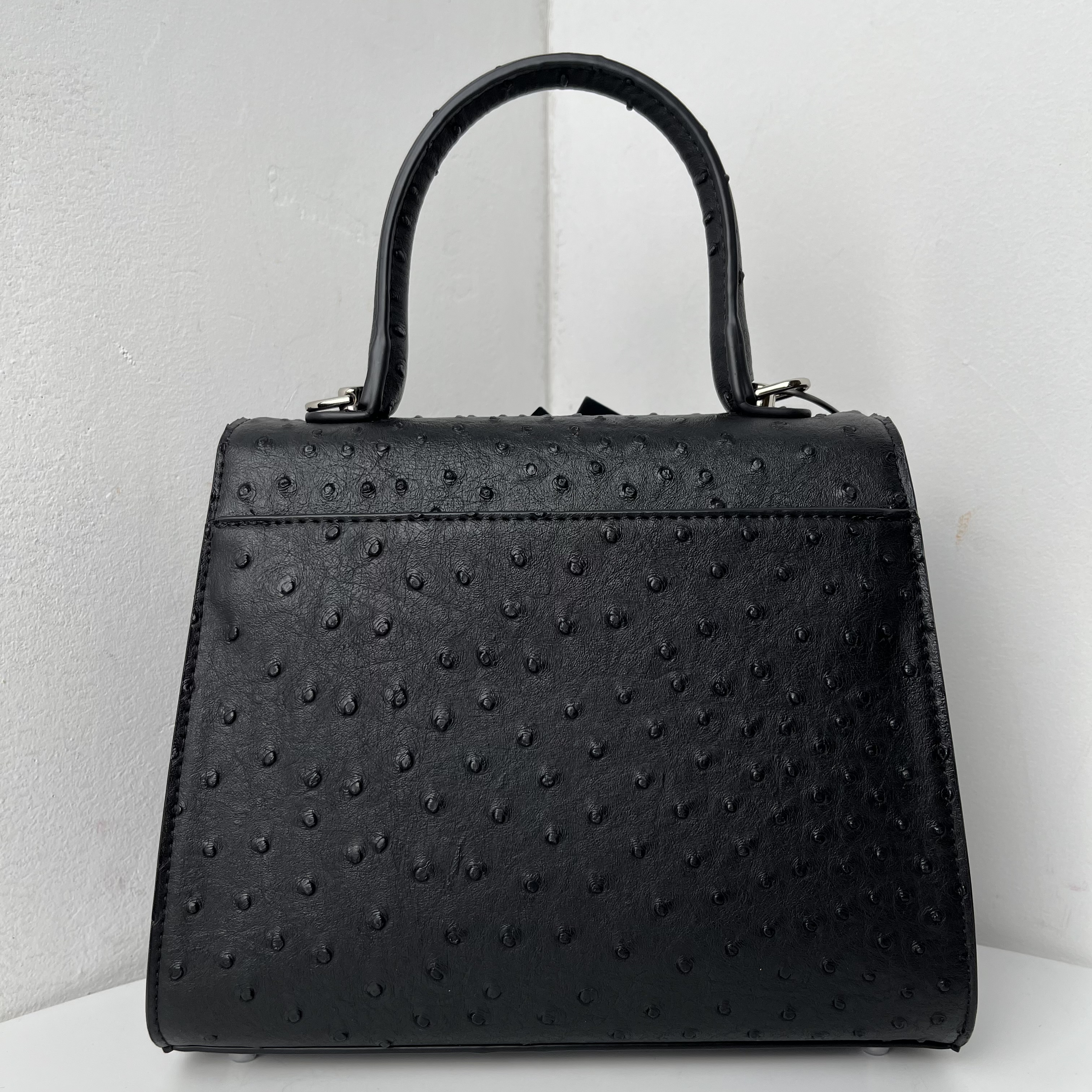 LB 2205【LIANBANGH.K】【赠雨衣袋】黑、白精品女包单肩斜挎