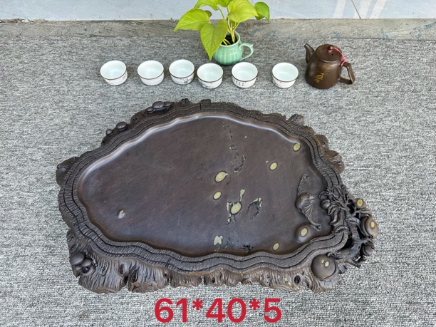 端砚梅花坑精品荷花小茶盘，喜欢的朋友可以联系我哦