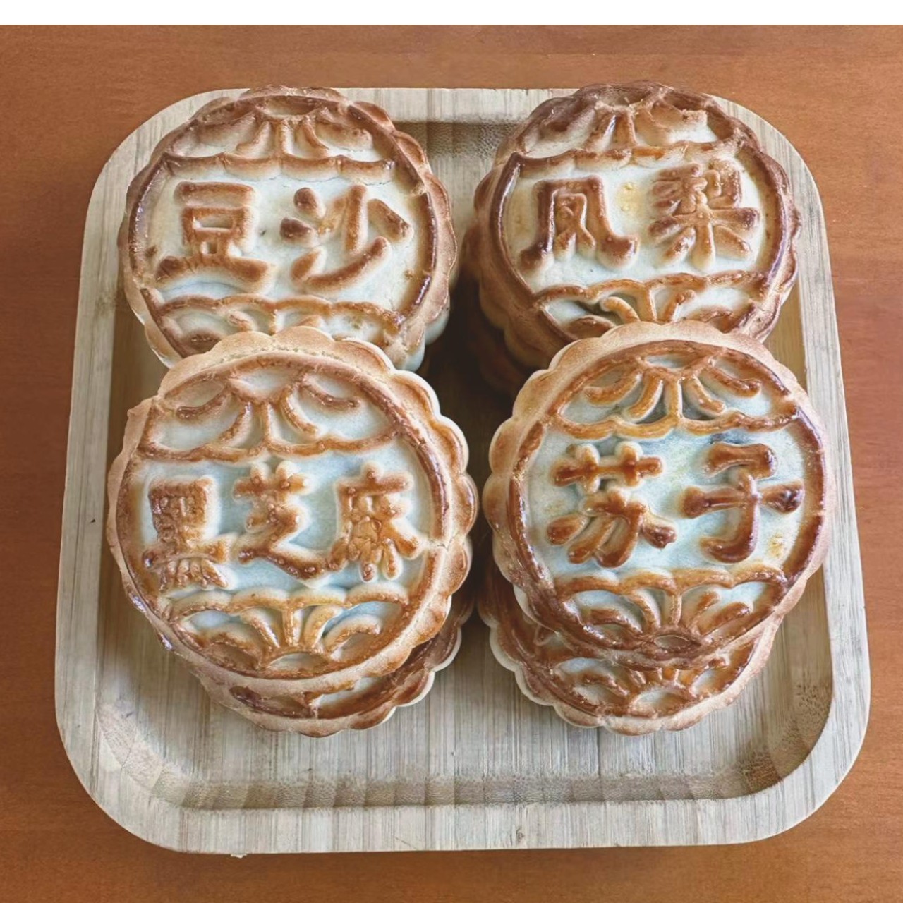 老式月饼多种口味，80克每块