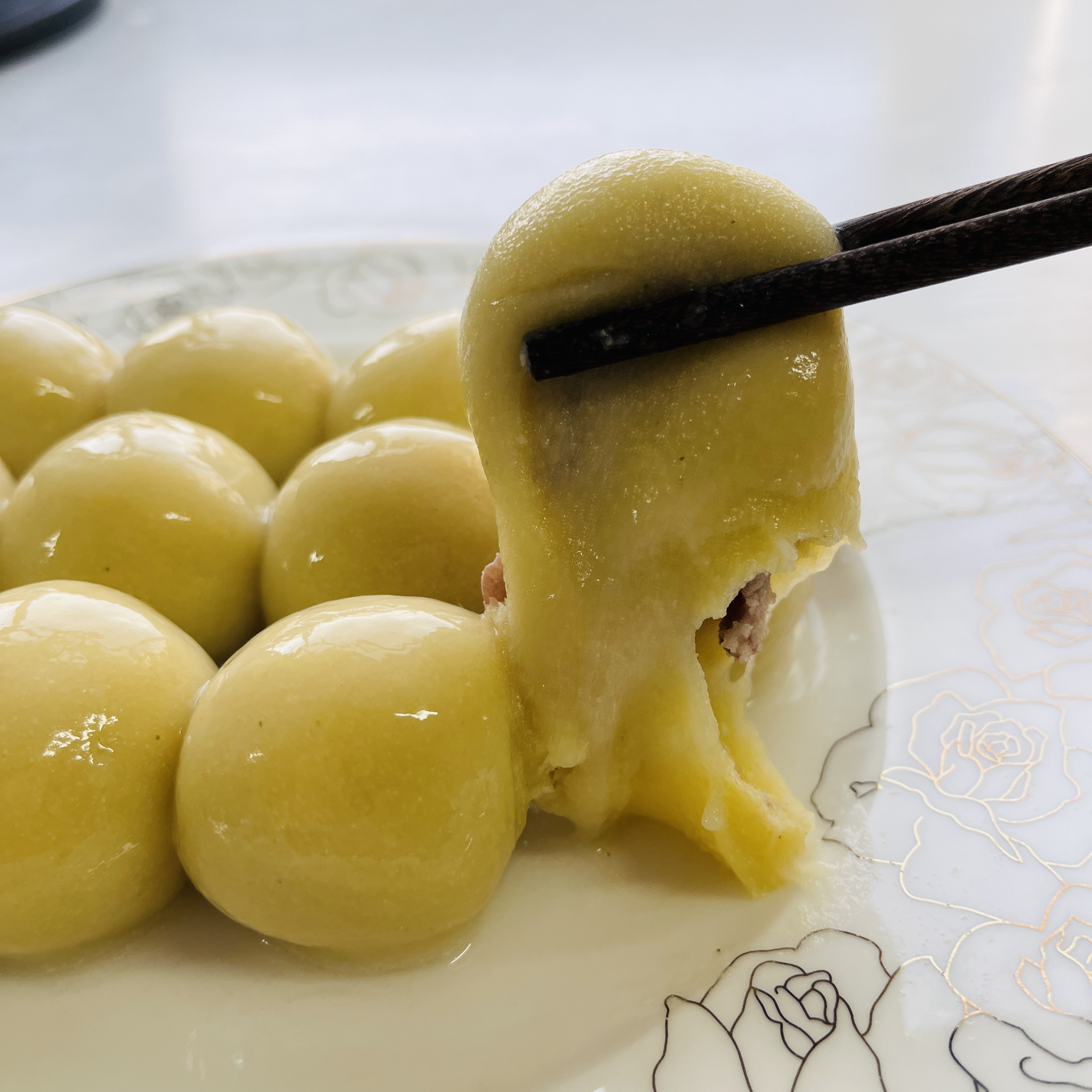 东北大黄米粘豆包，手工制作，正宗老式味道一斤12个左右