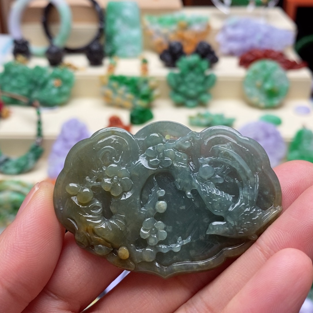 翡翠颈饰未镶嵌翡翠吊坠挂件