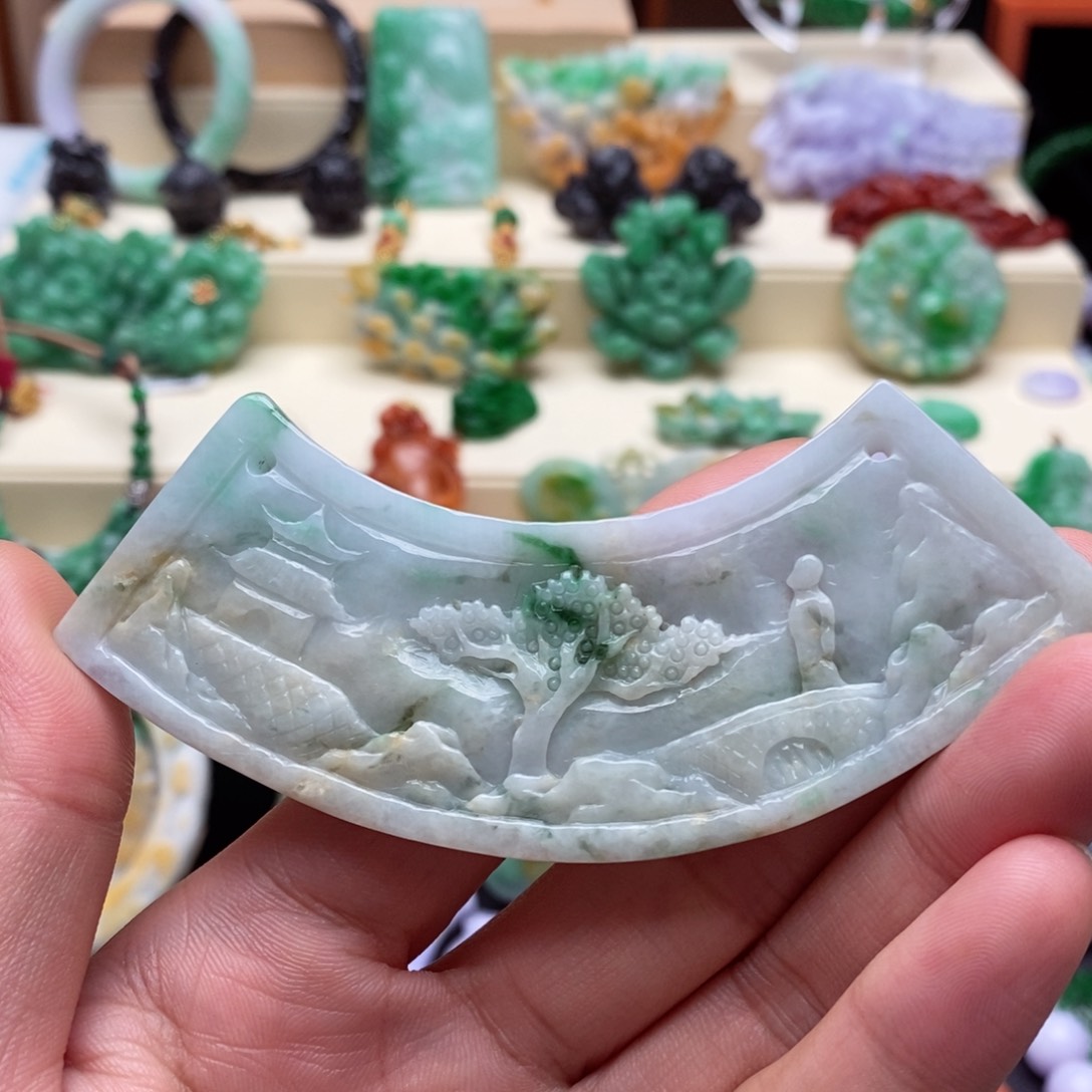 翡翠颈饰未镶嵌翡翠吊坠挂件