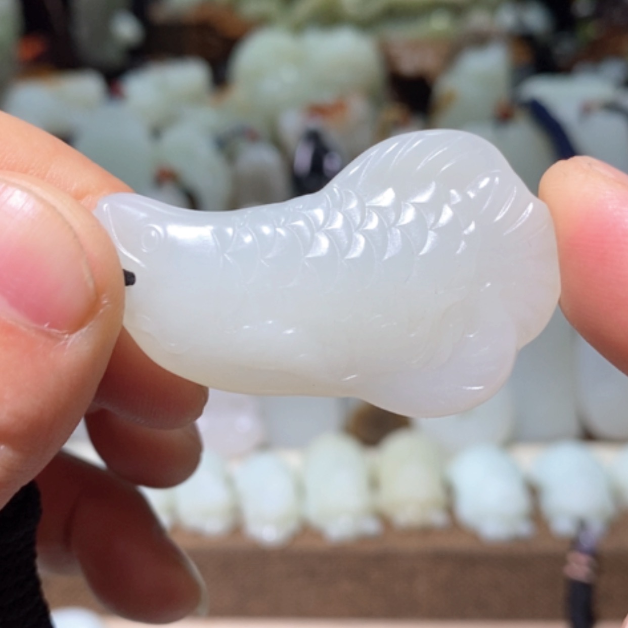【闪购商品】和田玉吊坠(赠链)未镶嵌