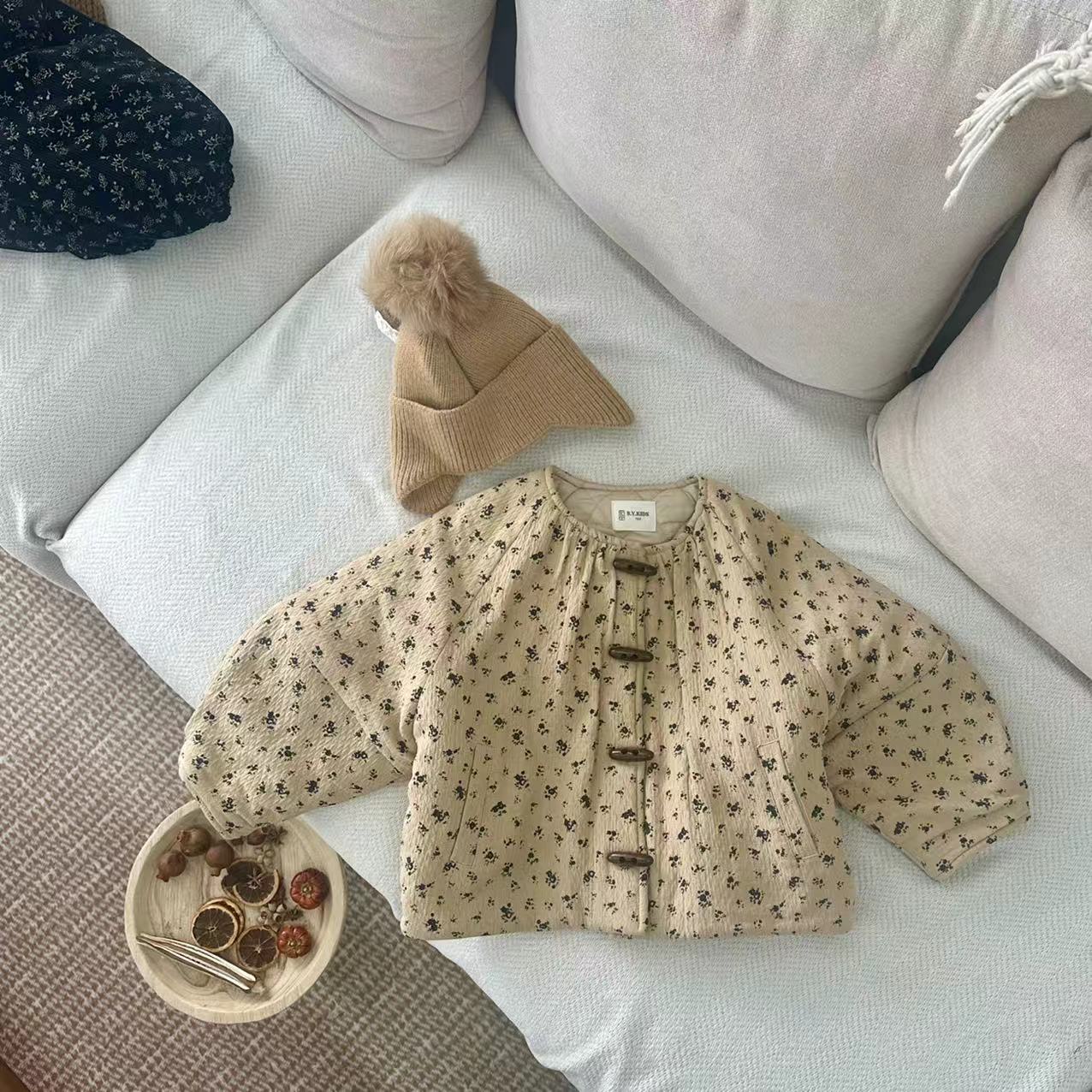 〖姐姐家〗2024冬款儿童萌娃穿搭碎花牛角扣外套sy8863 sy3511