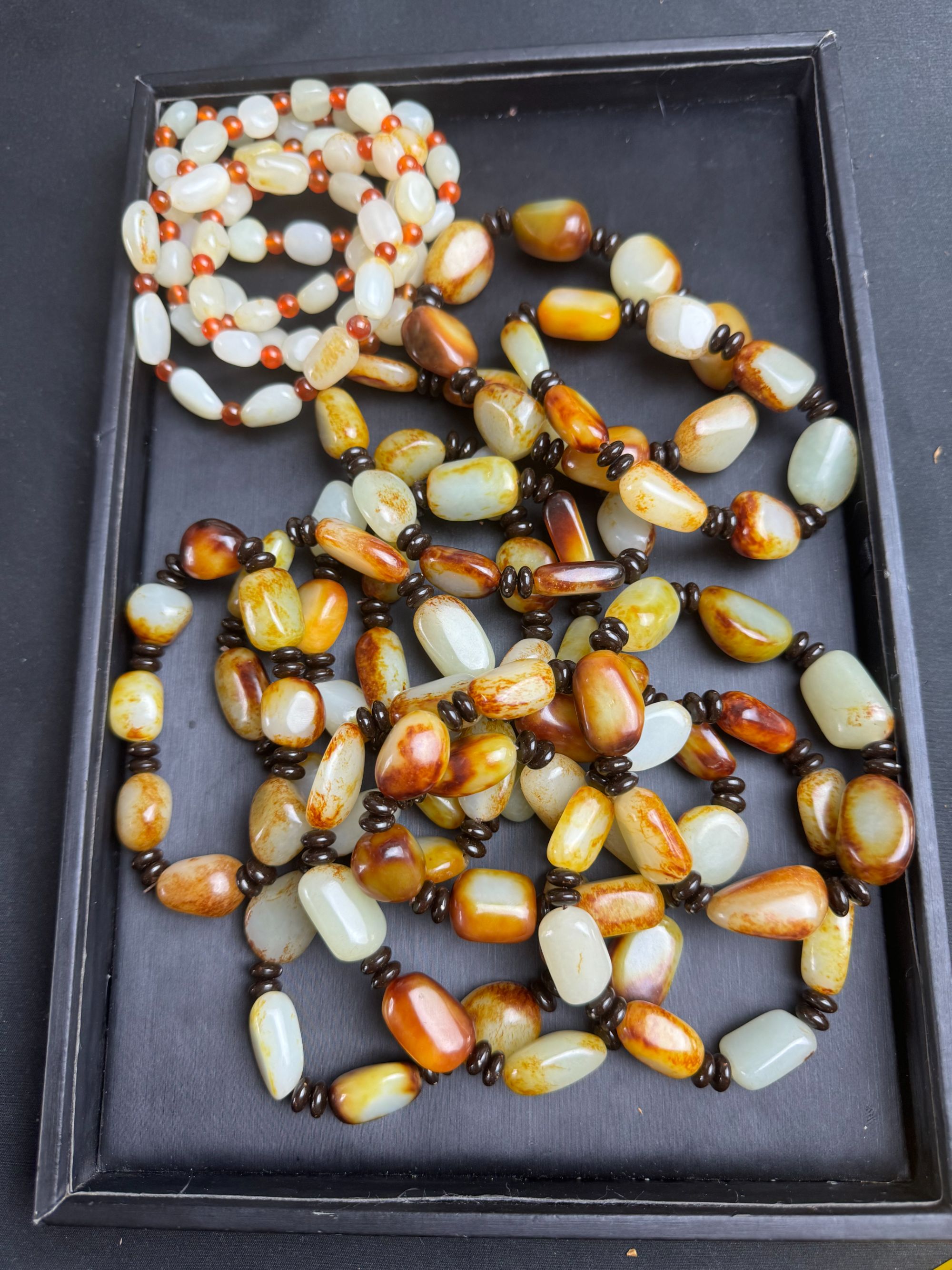 新疆和田玉天然原石手串经典时尚大气复古民族风多样性发货7—9颗