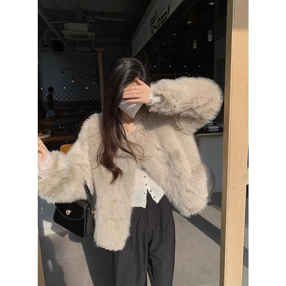 设计感百搭外套女秋冬季宽松时尚毛绒托卡短款皮毛一体小香风上衣