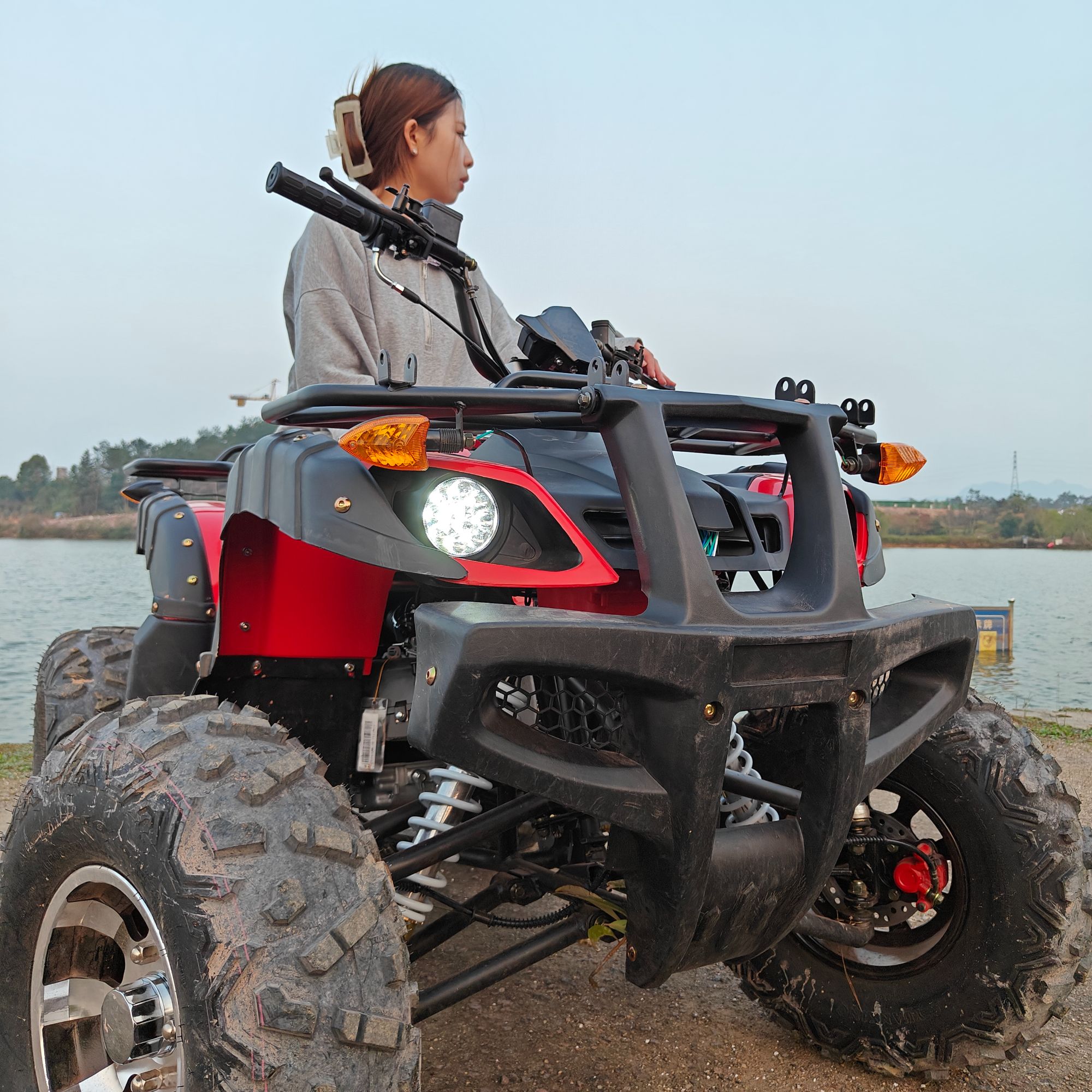 大公牛沙滩车200/250CC全地形沙滩车越野车承重800斤拉货爬坡