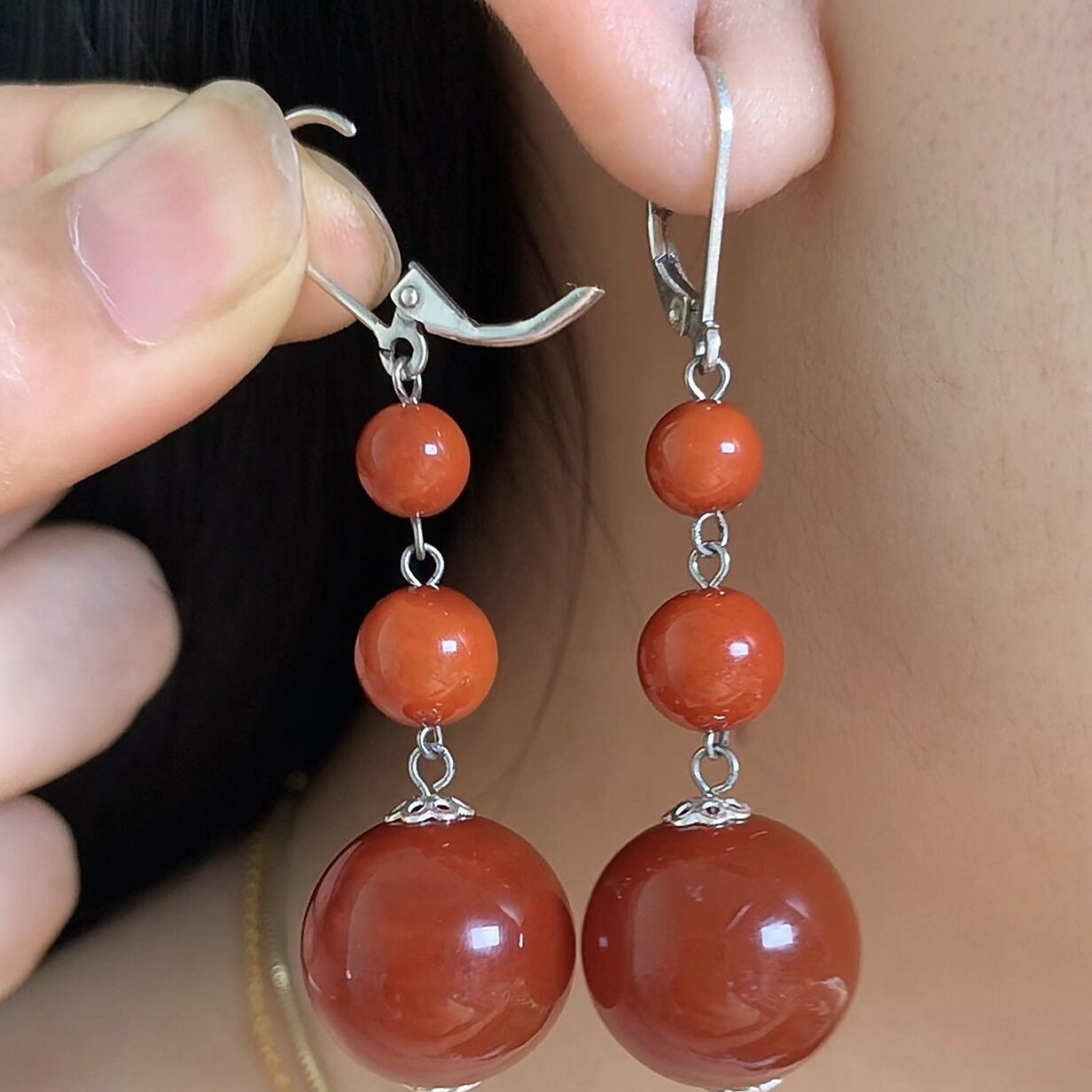 天然珠宝玉石满色满肉红玛瑙卡16mm左右耳扣防丢款通体s925银