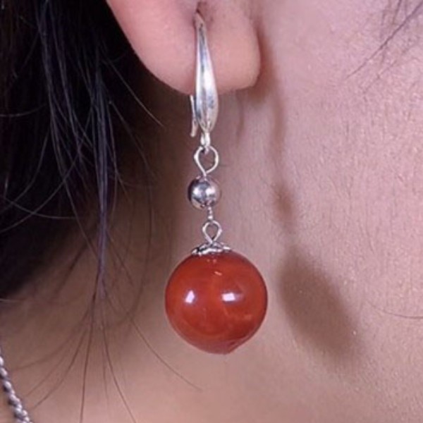 满色满肉玛瑙耳环珠子卡12mm左右通体s925银镶嵌耳饰