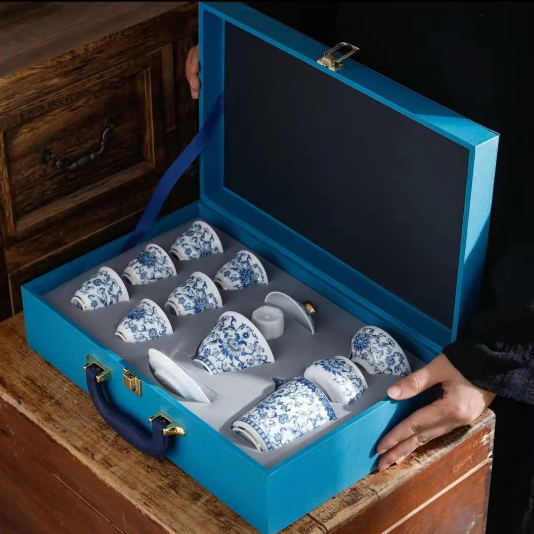 青花瓷茶具杯子家用陶瓷功夫茶具三才盖碗茶杯套礼盒高档送礼套装