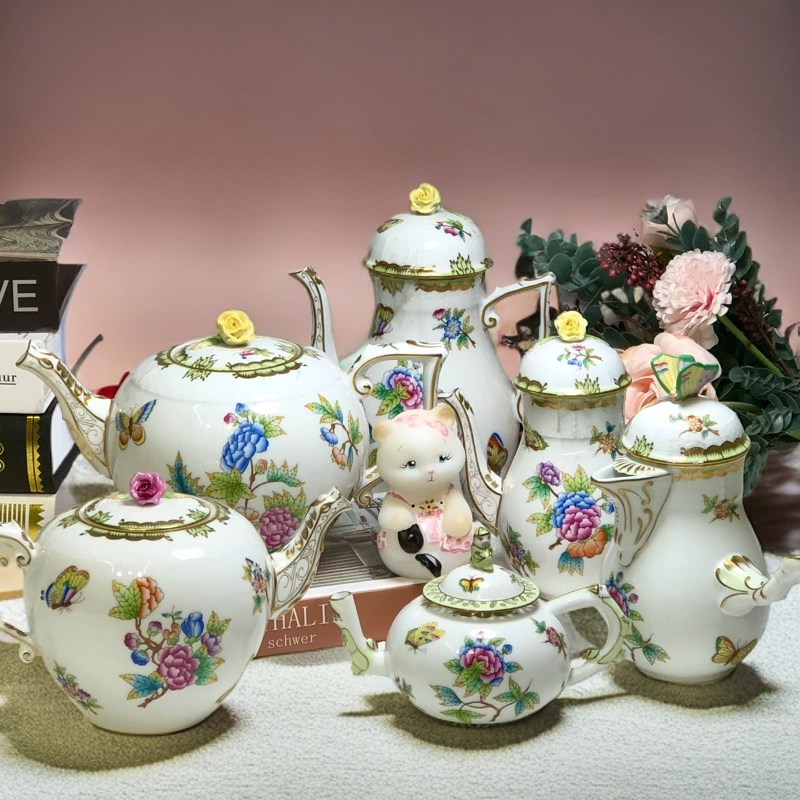 --女王--手绘咖啡壶系列