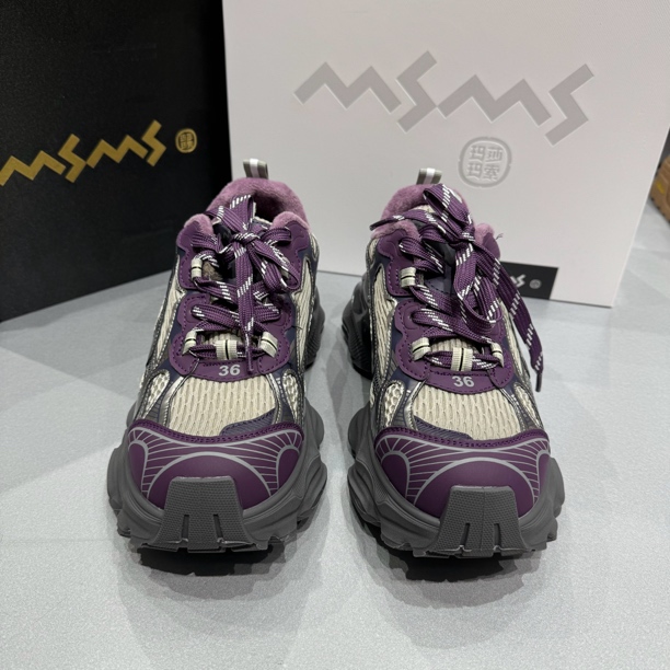 女鞋运动鞋百搭时尚