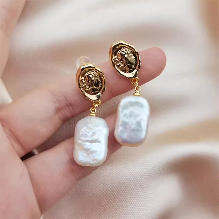 天然珍珠巴洛克耳环小众高级感复古人像耳坠女轻奢气质耳坠耳饰