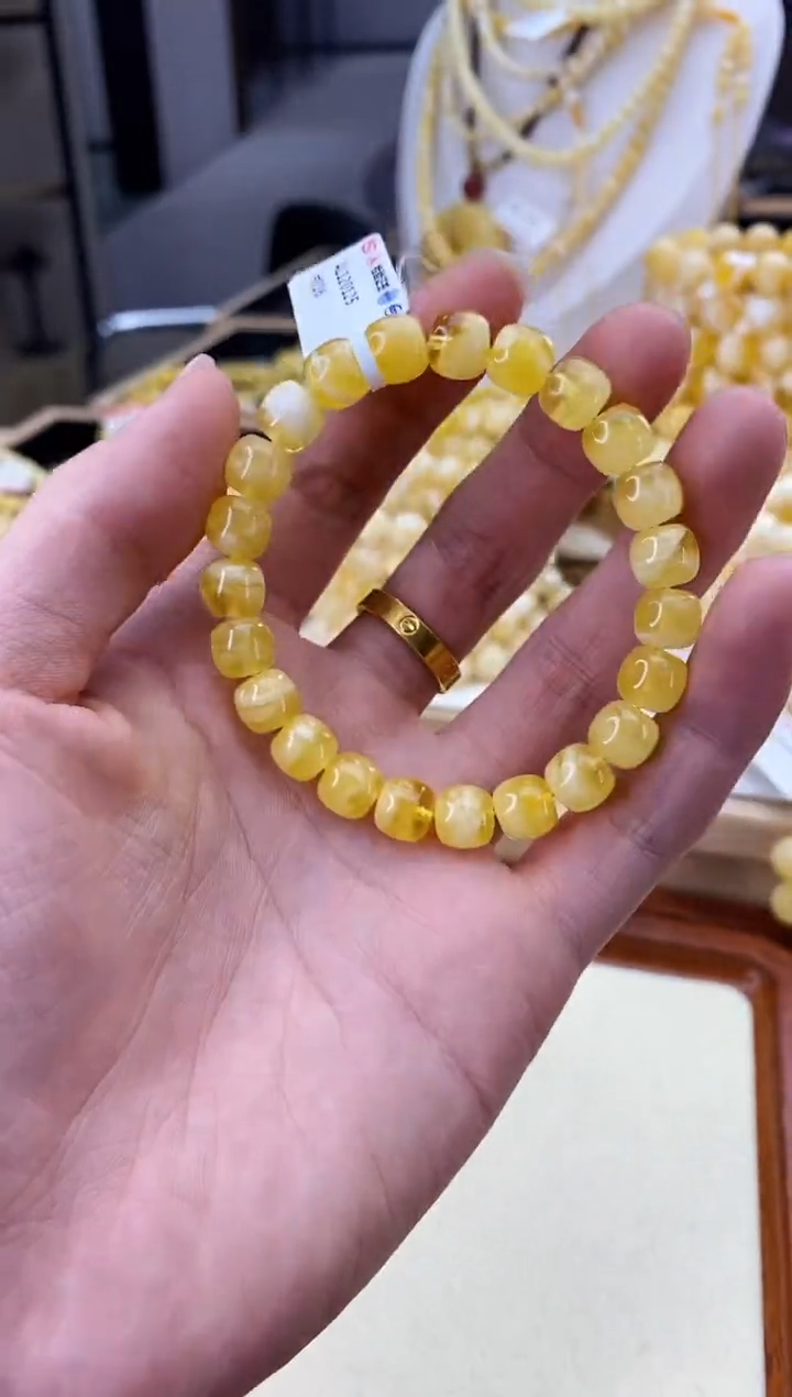 【闪购商品】琥珀裸石未镶嵌福利手串517