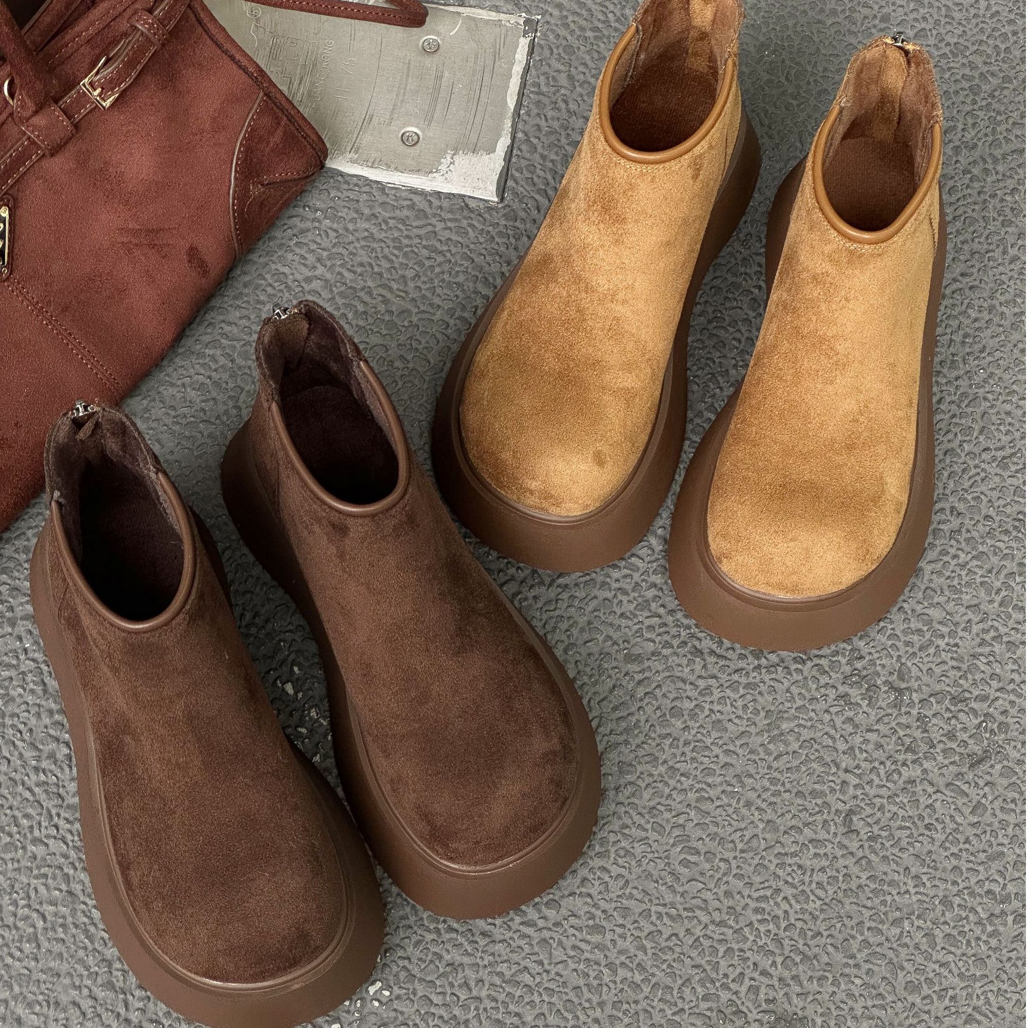 （唯品专属）6-639厚底加绒复古冬季短靴休闲百搭短筒圆头短靴