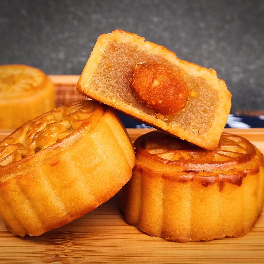 【9.9元14个】广式小月饼莲蓉蛋黄传统散装月饼30g/个