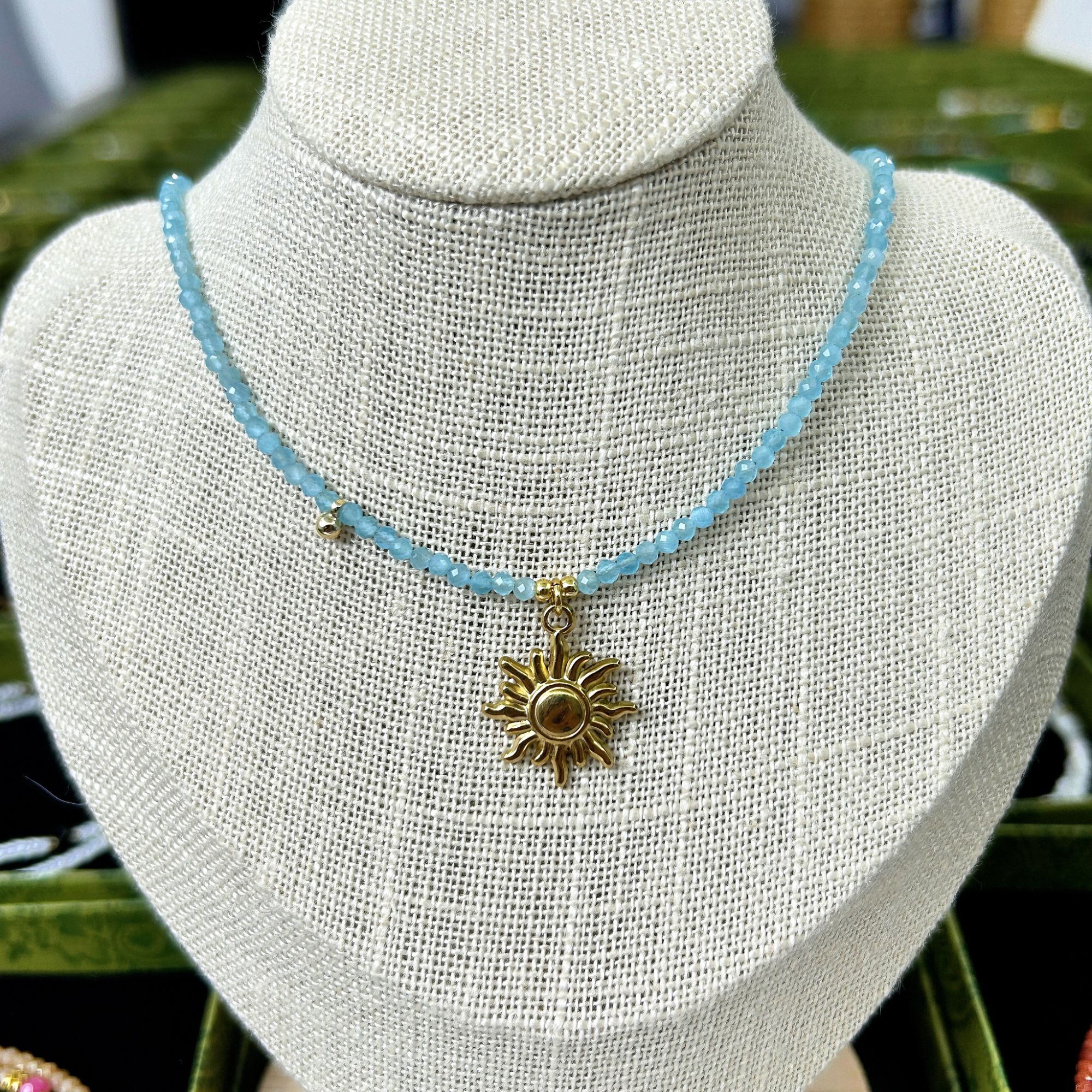 8326手工蓝色时尚百搭太阳锁骨链