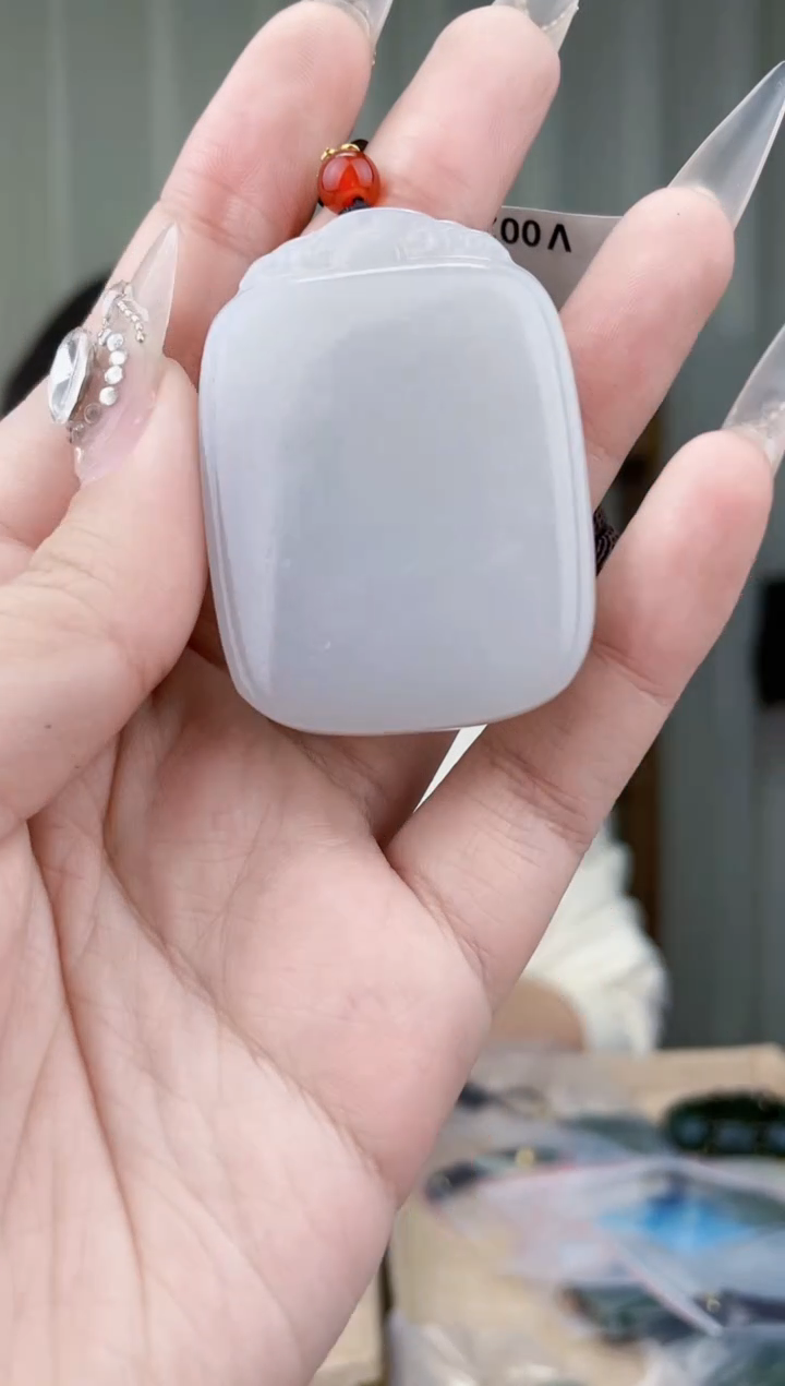【闪购商品】和田玉挂件未镶嵌拍一发一，多样性发货！