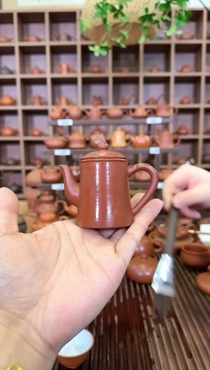 【闪购商品】紫砂茶壶直筒柱础壶  100CC左右