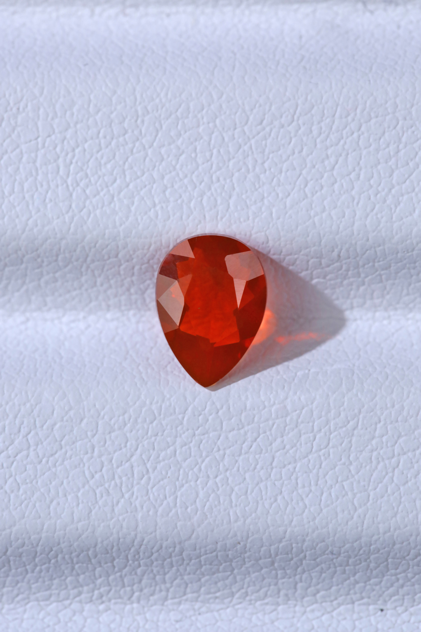 0.7ct天然火欧泊裸石79 无证书