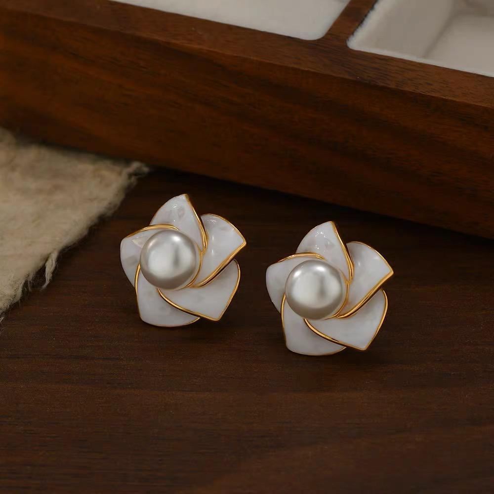 质检发货天然珍珠山茶花无耳洞蚊香盘耳夹