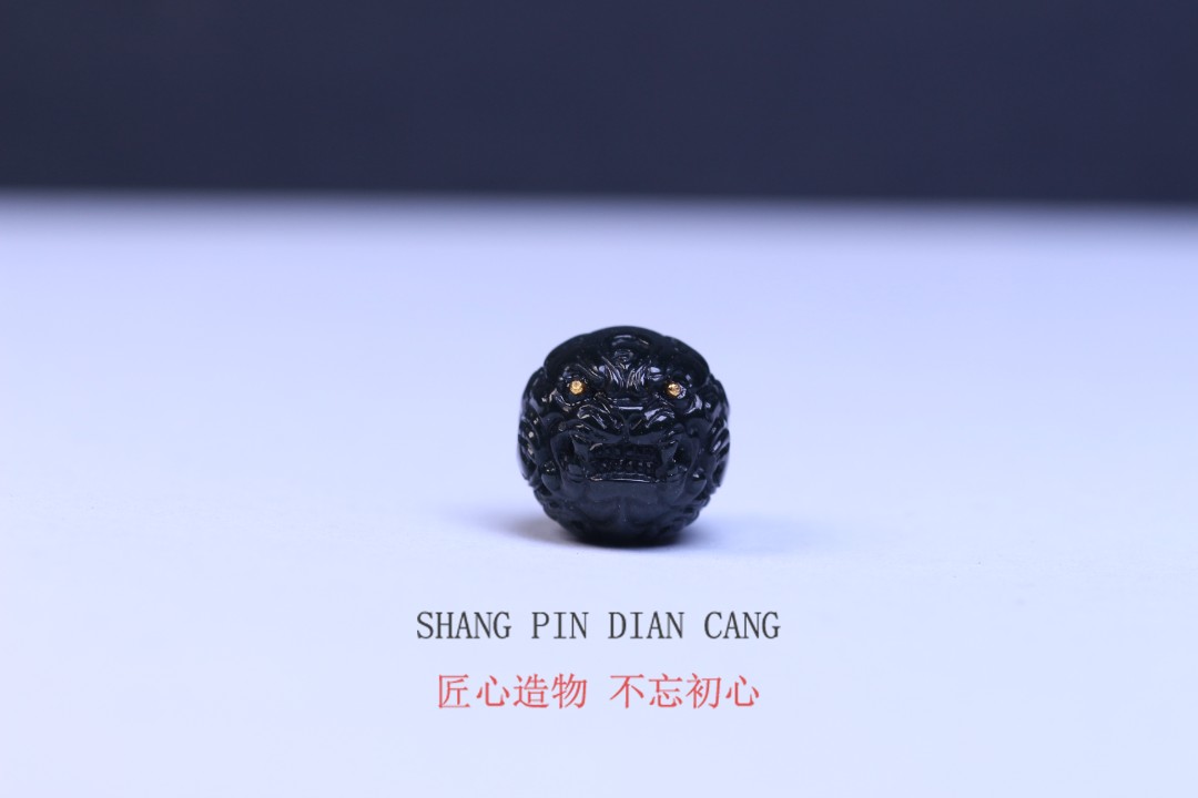 文玩配饰和田玉黑青貔貅珠手工雕刻圆珠老型