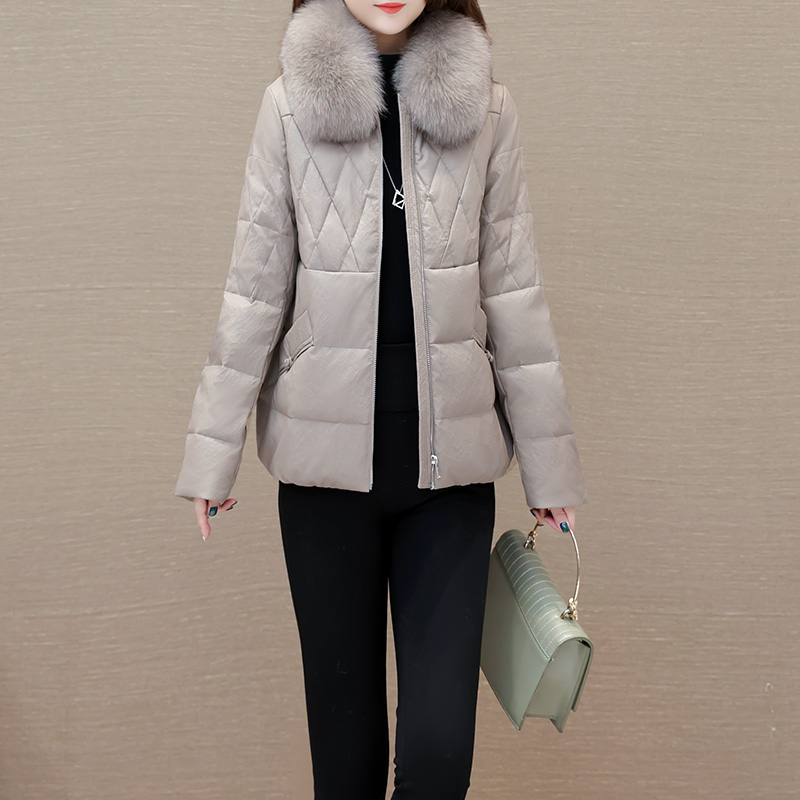 皮面毛领羽绒服冬女装高端小个子时尚显瘦气质短款白鸭绒保暖外套