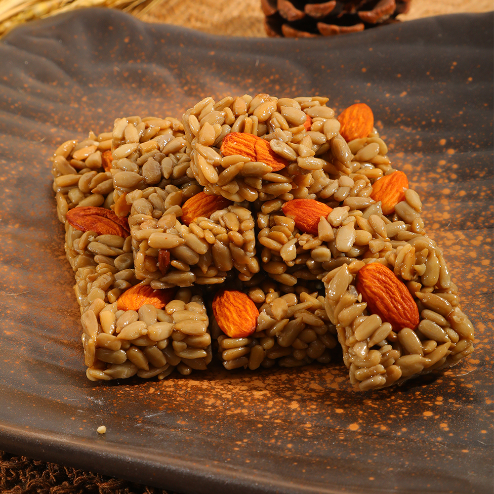 【抢一大箱60包】巴旦木瓜子仁酥孕妇儿童休闲零食香脆葵花籽仁混