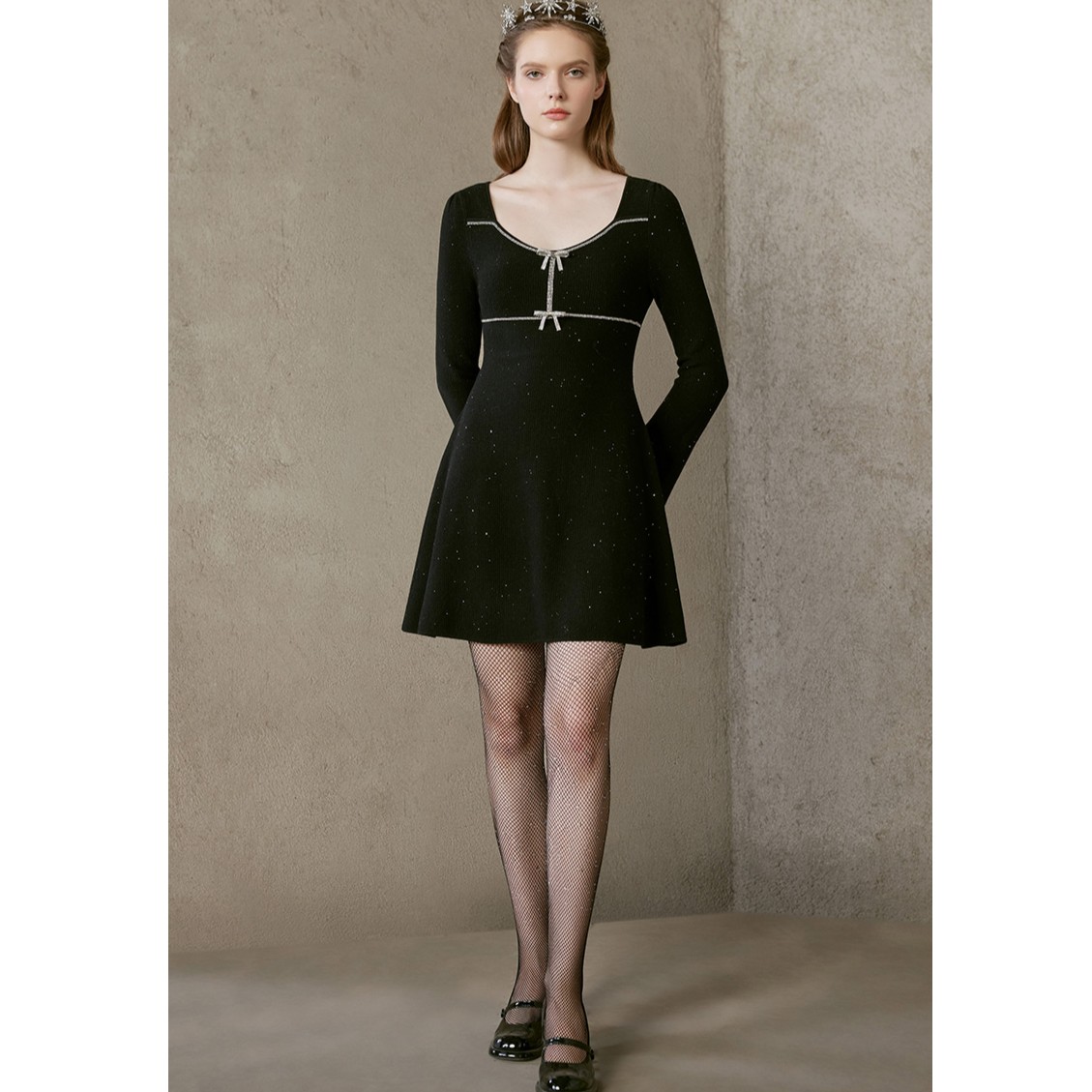 哥文花园 修身黑色毛针织连衣裙小黑裙 CTA4032410